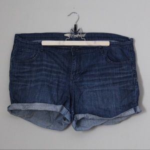 Old Navy Boyfriend Shorts